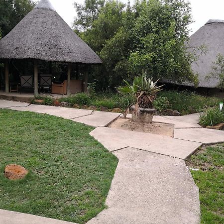 Touch Of Africa Lodge Lanseria Dış mekan fotoğraf